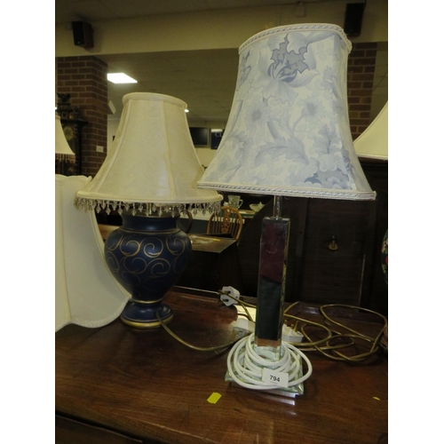 794 - A selection of modern table lamps and shades