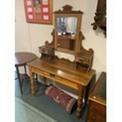 836 - An Edwardian pine dressing table (in office)