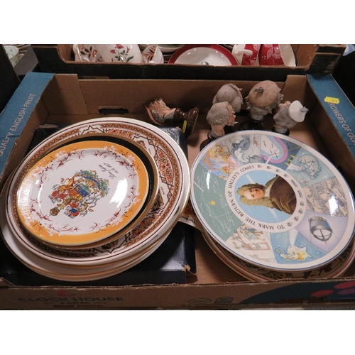 116 - A tray of sundries to include Capodimonte figures, Wedgwood and Coalport collectors plates