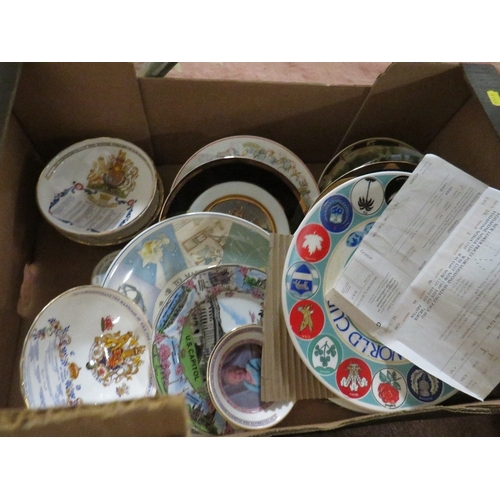 65 - A selection of ceramics to include new boxed examples