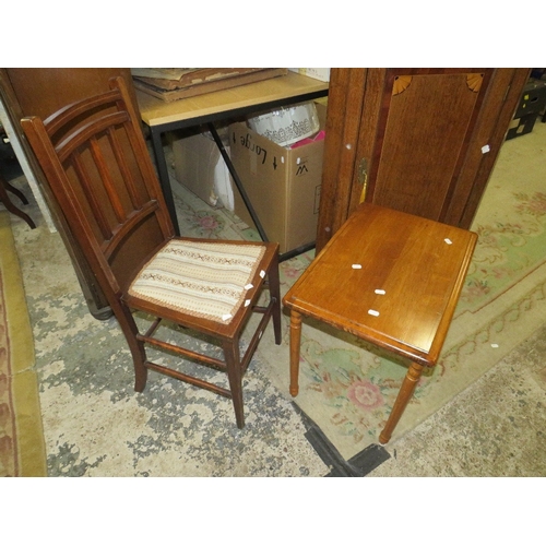 750 - An antique oak inlaid hanging corer cupboard together with a bedroom chair and a small occasional ta... 