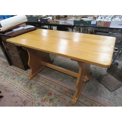 754 - An oak refectory style table L 152 cm