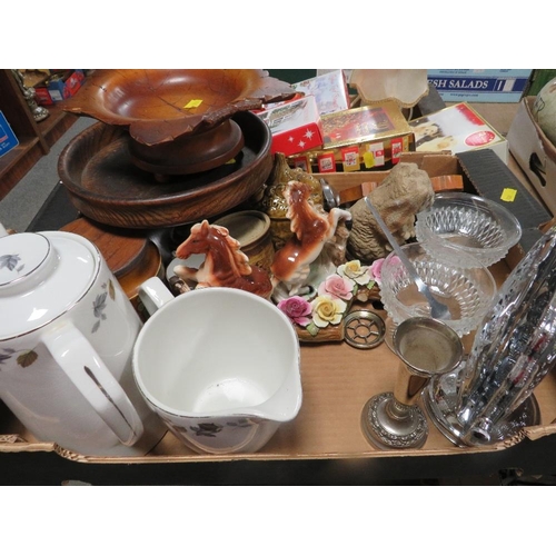 125 - Two trays of sundries to include treen and ceramics