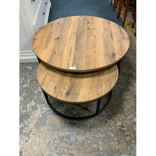 776 - Two modern circular occasional tables Dia. 82.5 cm - Largest