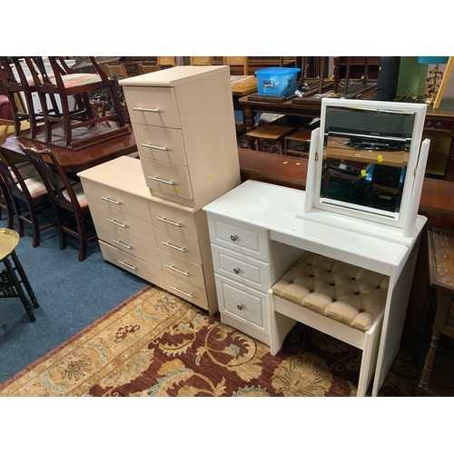 793 - A modern dressing table with mirror and stool together with two modern chest of drawers