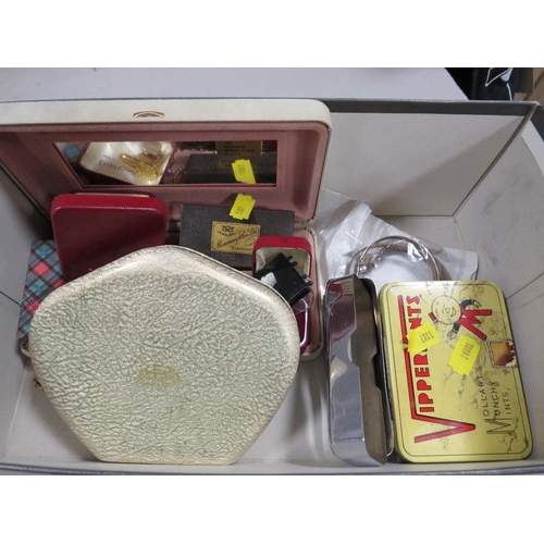 406 - A tray of assorted collectables to include costume jewellery