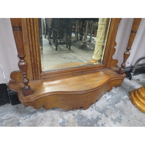 805 - An Edwardian oak overmantel hanging mirror H 96 cm W 80 cm