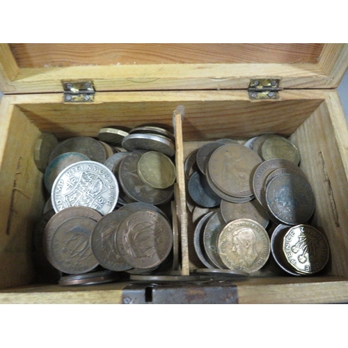 440 - A bag of assorted old coinage