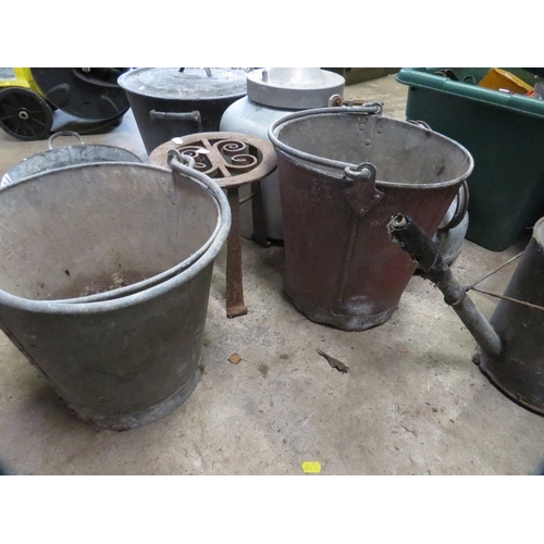 595 - A selection of galvanized / aluminium buckets and watering cans etc A/F (7 items)