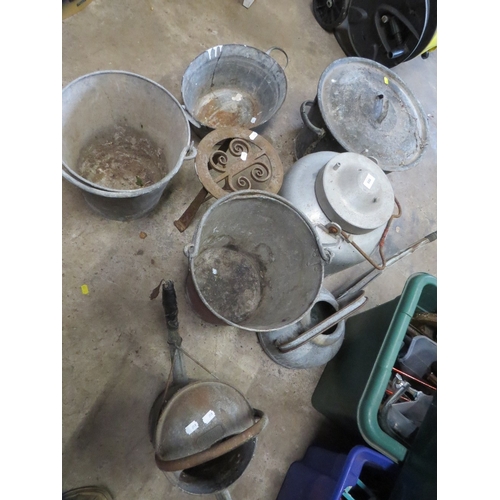 595 - A selection of galvanized / aluminium buckets and watering cans etc A/F (7 items)