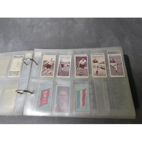 11 - A TRAY CONTAINING A LARGE COLLECTION OF CIGARTTE AND TEA CARDS, both loose and in albums, collection... 