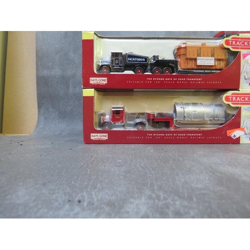 125 - SEVEN BOXED TRACKSIDE OO GAUGE SCALE VEHICLES, to include DG198000 Scammell contractor, two Pickford... 