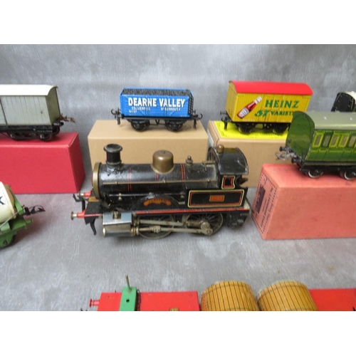 149 - O GAUGE JOB LOT, to include unboxed Jupiter locomotive 1902, seven boxed carriages / rolling stock, ... 