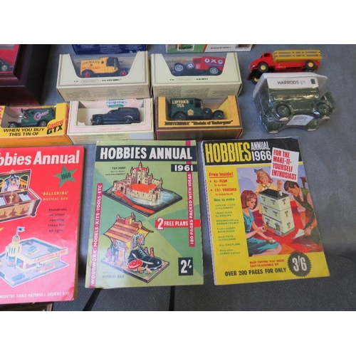 157 - MATCHBOX MODELS OF YESTERYEAR CONNOISSEURS COLLECTION LIMITED EDITION BOX SET, small box of Lesney /... 