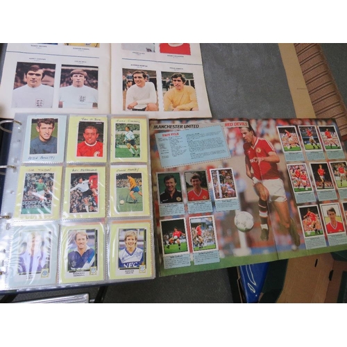 46 - A COLLECTION OF FOOTBALL CARDS, LETTRS, TEAM SHEETS, PHOTOGRAPHS, many autographed, together with se... 