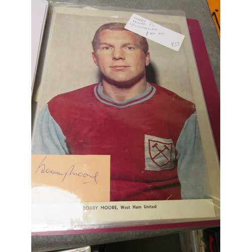 69 - AN ALBUM OF SIGNED FOOTBALL PHOTOGRAPHS / PICTURES, to include Stan Matthews, Tom Finney, Gil Merric... 