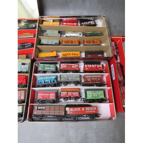 96 - FIFTY EIGHT PIECES OF OO GAUGE ROLLING STOCK, all unboxed to include tankers, covered / uncovered wa... 