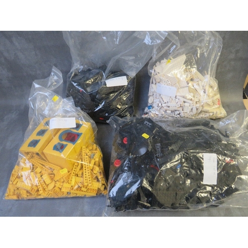 187 - APPROXIMATLEY 8.3 KG OF UNBOXED LEGO, to include two bags of black bricks, a bag of white bricks and... 