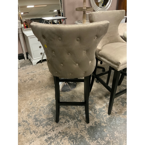 816 - A pair of modern upholstered bar stools