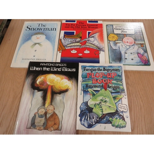 83 - A COLLECTION OF MODERN CHILDRENS HARDBACK BOOKS, to include 'The Snowman by Raymond Briggs - 1st pri... 