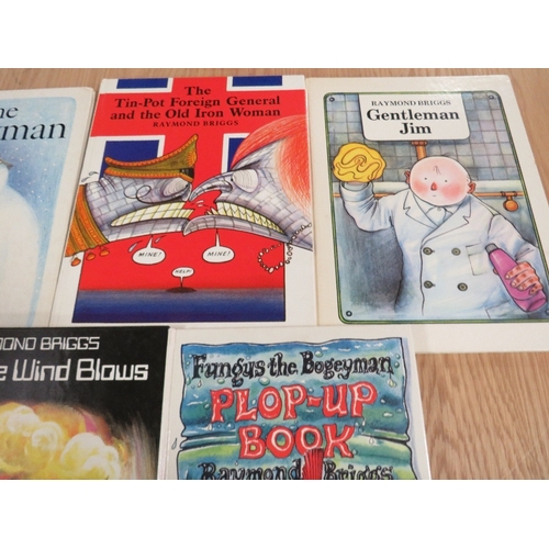 83 - A COLLECTION OF MODERN CHILDRENS HARDBACK BOOKS, to include 'The Snowman by Raymond Briggs - 1st pri... 