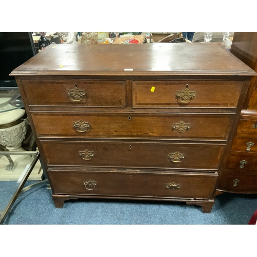 853 - A 19th century oak and mahogany cross banded chest of five drawers, raised on bracket feet H 101 cm ... 