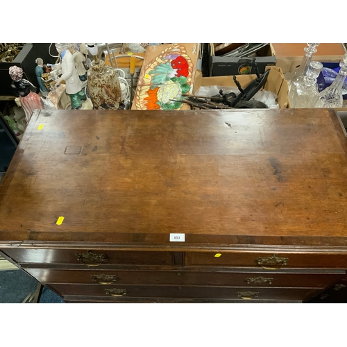 853 - A 19th century oak and mahogany cross banded chest of five drawers, raised on bracket feet H 101 cm ... 