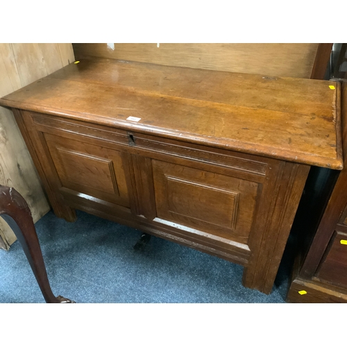 883 - A small antique oak two panel coffer W 108 cm