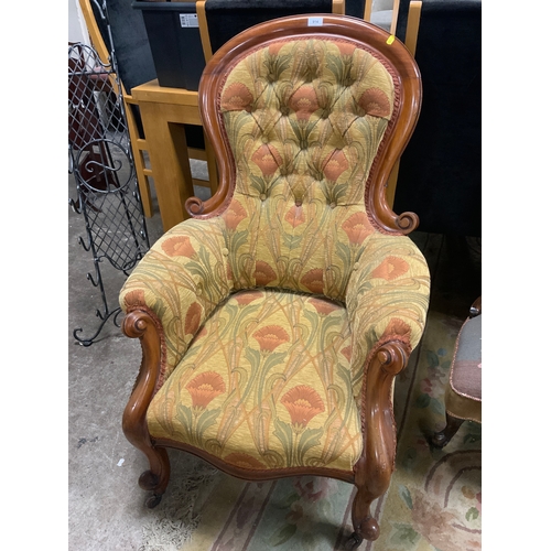 914 - A Victorian mahogany Gentleman’s armchair