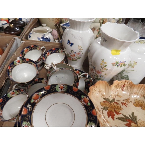 304 - Two trays of assorted ceramics to include Crown Devon and Aynsley