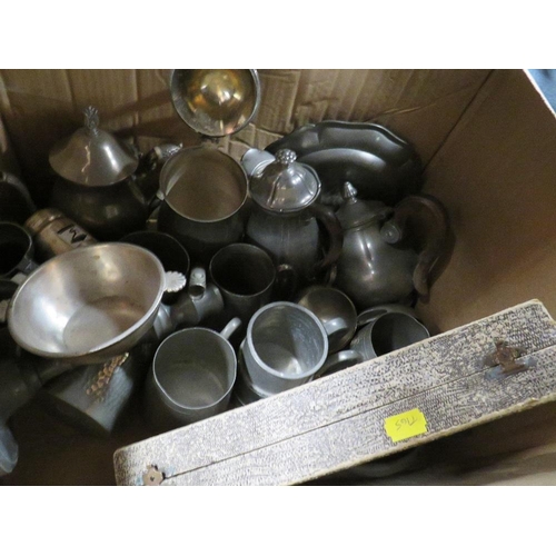 354 - A box of assorted metal ware