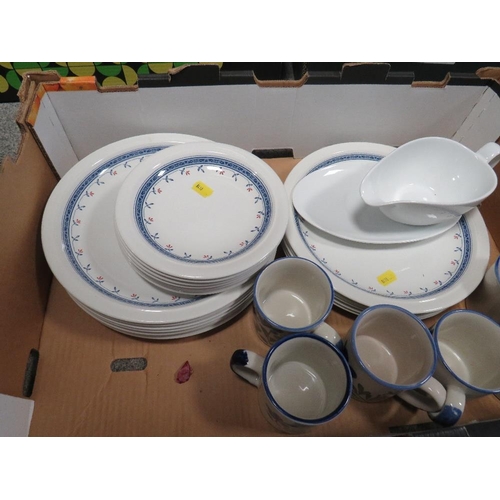 369 - Two trays of patterned tea/dinner ware