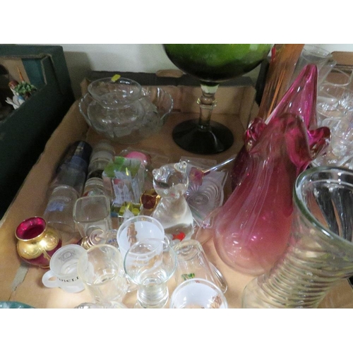 375 - Two trays of assorted glassware