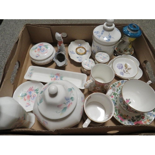 378 - Three trays of assorted ceramics to include Aynsley, Bossons wall plaques etc