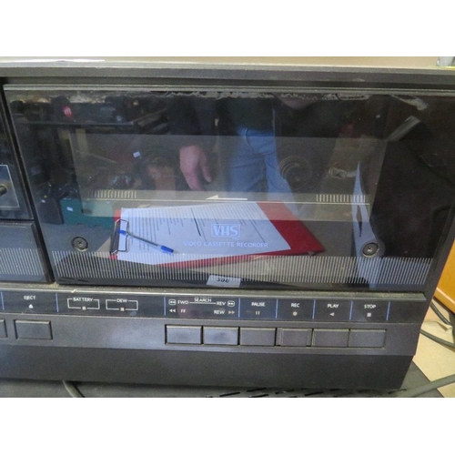 395 - A Mitsubishi video cassette recorder