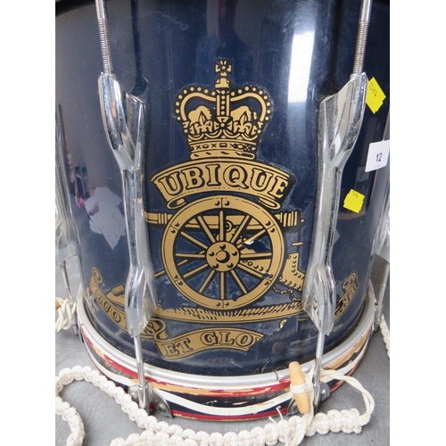 12 - A ROYAL ARTILLERY (QEII) MARCHING DRUM BY PREMIER, transfer badge with some wear, H 37 cm, Dia. 37.5... 