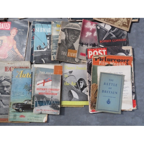 125 - A COLLECTION OF WW2 BOOKLETS AND MAGAZINES, to include Crown copyright issues, John Bull, Picture Po... 