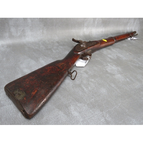 17 - A MID 19TH CENTURY INDIAN MADE 2 BAND PERCUSSION FIRE CARBINE, L 98 cm