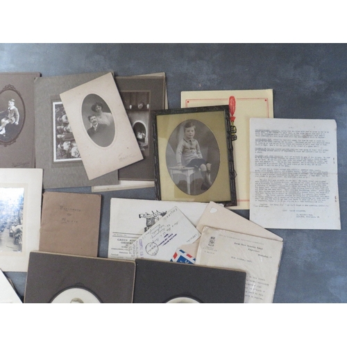 56 - EPHEMERA AND PHOTOGRAPHS, all family related, with a quantity of 'Queens Own Hussars' items, includi... 