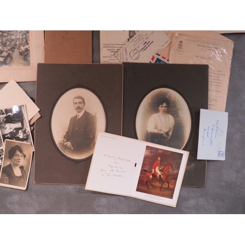 56 - EPHEMERA AND PHOTOGRAPHS, all family related, with a quantity of 'Queens Own Hussars' items, includi... 