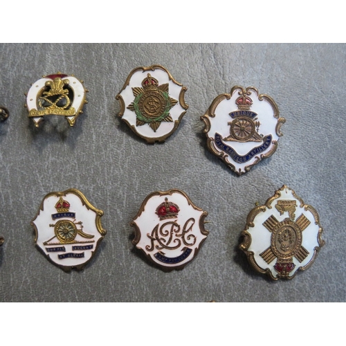 168 - FOURTEEN ENAMEL SWEETHEART BROOCHES, to include North Staffs, Royal Berkshires, Cameron Highlanders,... 