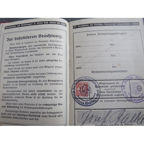 180 - A SMALL COLLECTION OF WWI & WWII GERMAN PAPERWORK RELATING TO THE BALKE FAMILY