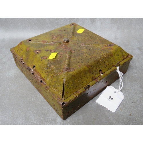 84 - A RUSSIAN WW2 1940 TM35 ANTI-TANK MINE (INERT), square green painted sheet metal