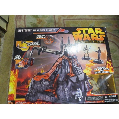 134 - Five boxed Star Wars Revenge Of The Sith items to include ARC 170 Fighter, Mustafar Final Dual plays... 