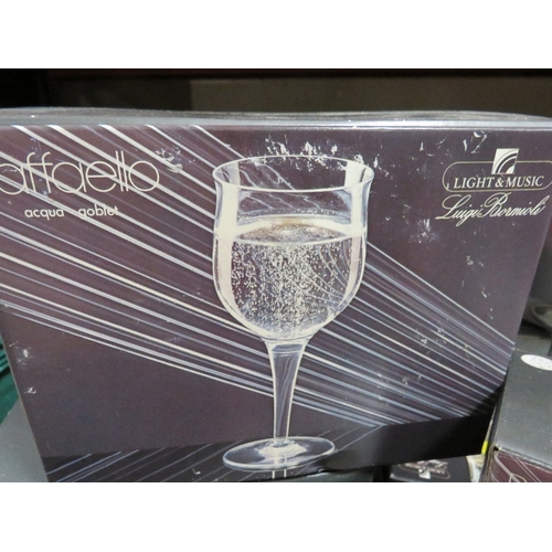 197 - A tray of boxed crystal and wine glasses