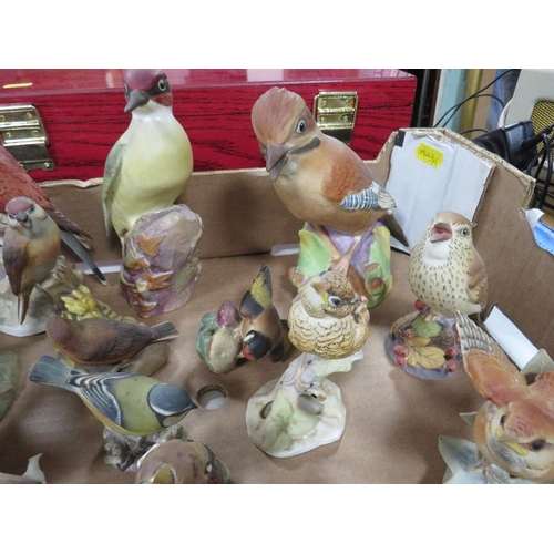 129 - A small tray of Royal Worcester bird figures etc.