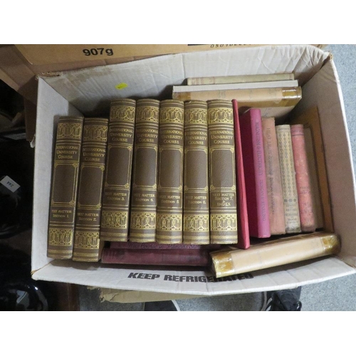 228 - A large quantity of vintage books