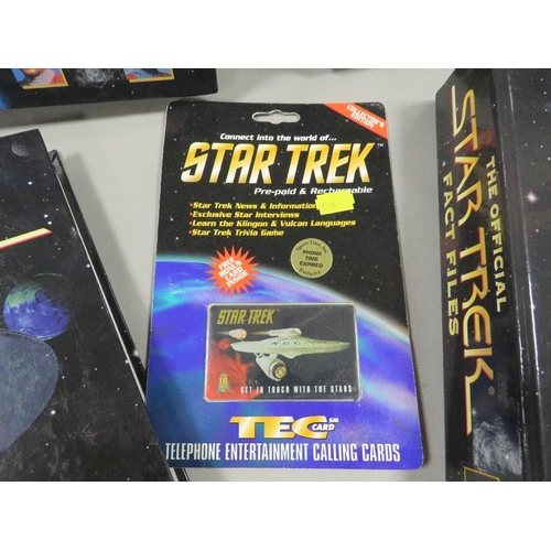 259 - A tray of Star Trek fact files folders and contents