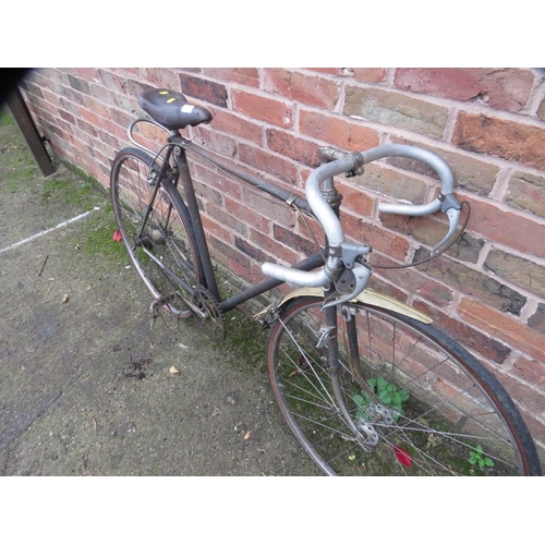 636 - A vintage / retro racing bike