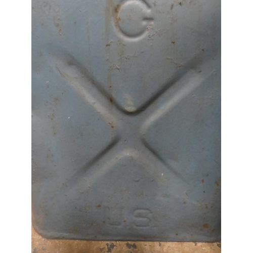 641 - Three jerry cans to include a US Army example, a British Army example with crows foot mark and a mod... 